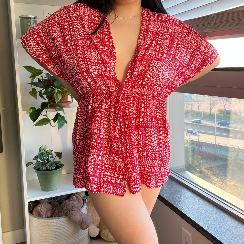 NWT Victoria Secret Valentine’s Kimono
